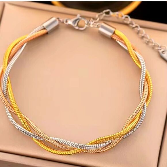 18K Yellow Gold, Rose Gold, & White Gold Titanium 3 Blade Bracelet - Picture 3 of 4